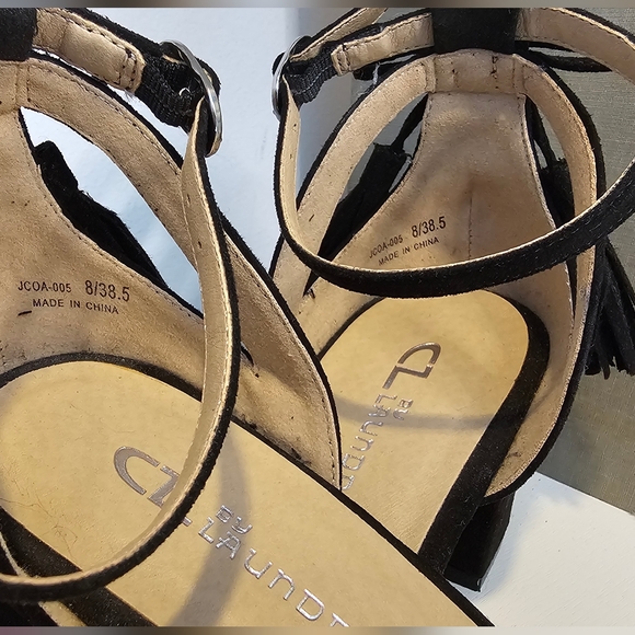 Black suedette ankle strap heeled sandals with tassels - Picture 4 of 7